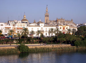 Vista del centro de Sevilla y el r�o Guadalquivir.