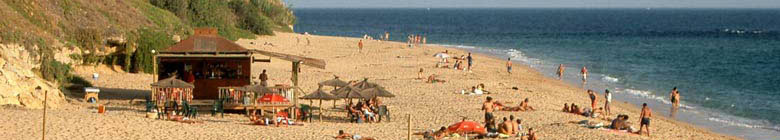 The quiet beach right at the foot of the small town of Los Caños de Meca - Costa de la Luz