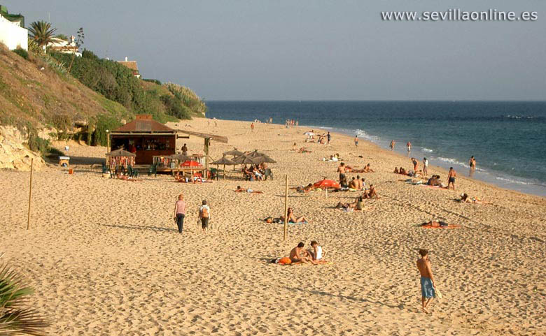 E�n van de vele stranden aan de Costa de la Luz in Andalusi�, Spanje.