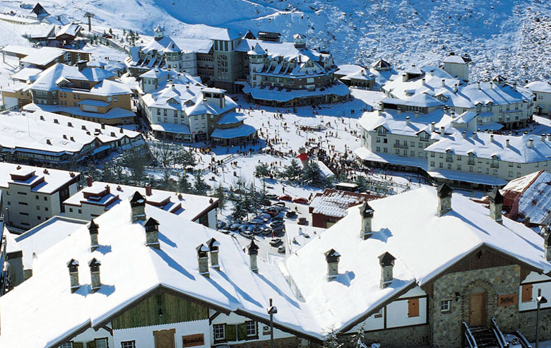 Pradollano skidorp - Sierra Nevada, Granada - Andalusië, Spanje.