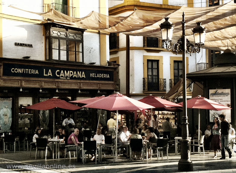 La Campana y su terraza, Sevilla 